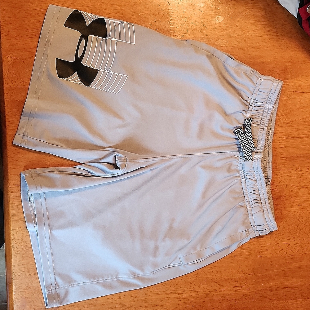 Youth small UA light grey athletic shorts